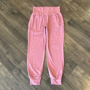 Athleta salutation jogger / pink/ size medium.